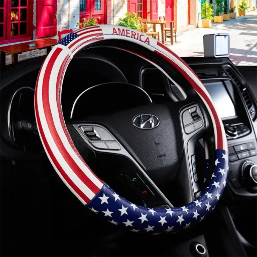 Housse de volant en cuir véritable à impression personnalisée, fusion parfaite entre toucher luxueux et personnalisation élégante.